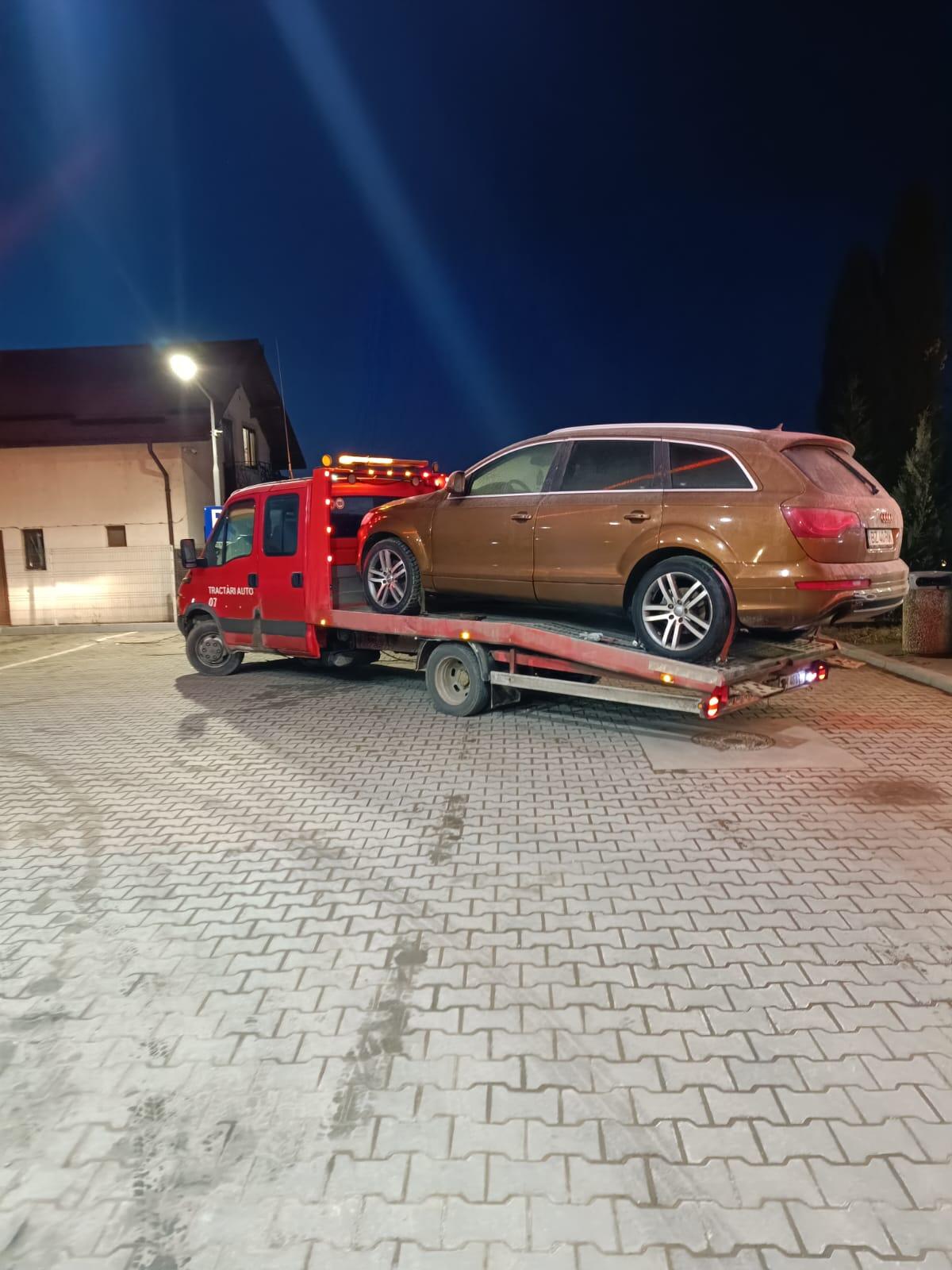 Tractare Audi Q7 noaptea pe platformă CTI AutoLine Buzău